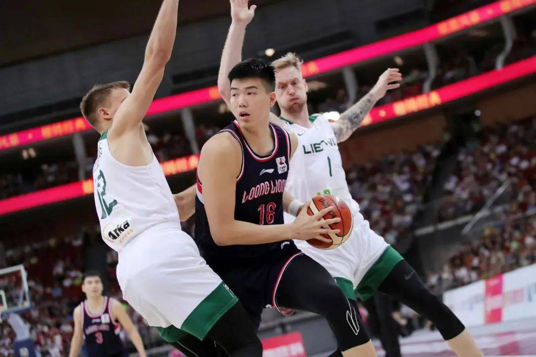 九游娱乐-包含德甲冲刺阶段走向成谜赛前广州队备战欧篮联，这操作让人直呼：今夜北京国安调整名单以备中超的词条